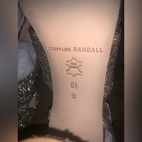 NIB LOEFFLER RANDALL CAMELLIA CHAMPAGNE PLEATED BOW ROUND HEEL - Picture 8 of 11